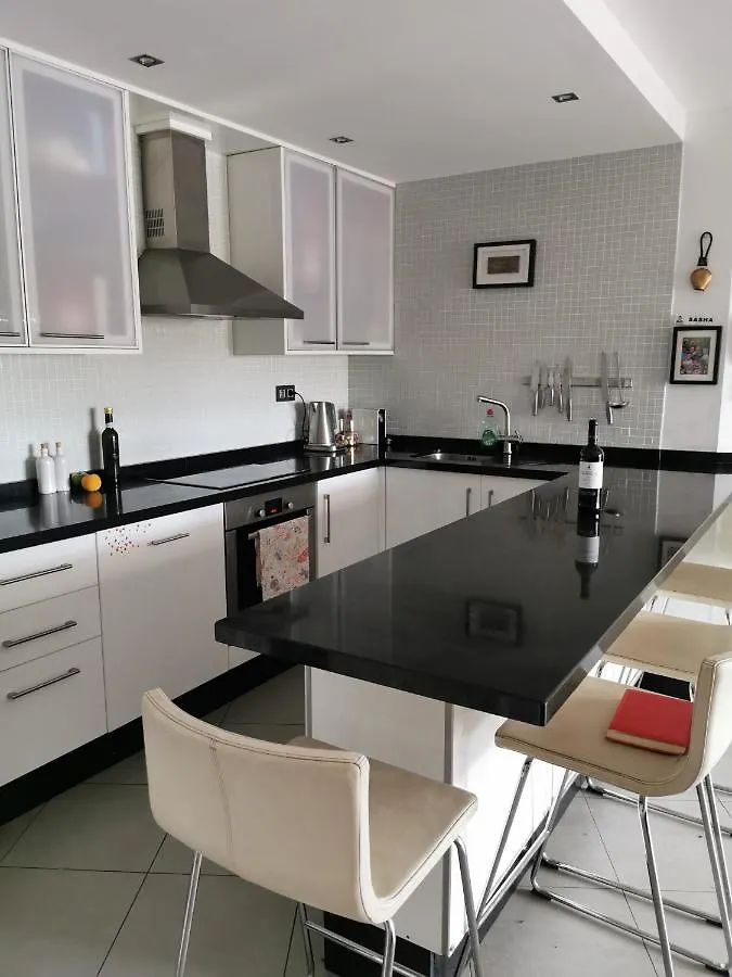 Апартаменты Modern Sea View Duplex With Parking Эль-Медано