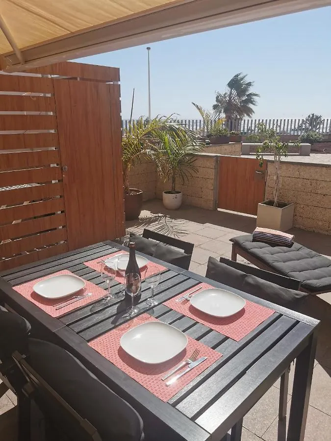 Апартаменты Modern Sea View Duplex With Parking Эль-Медано